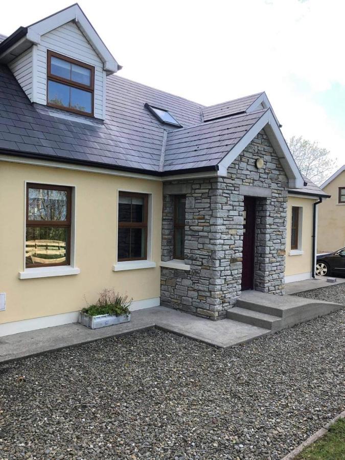 Ballyloskey Road Holiday home *