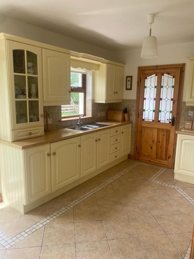 Ballyloskey Road * Carndonagh
